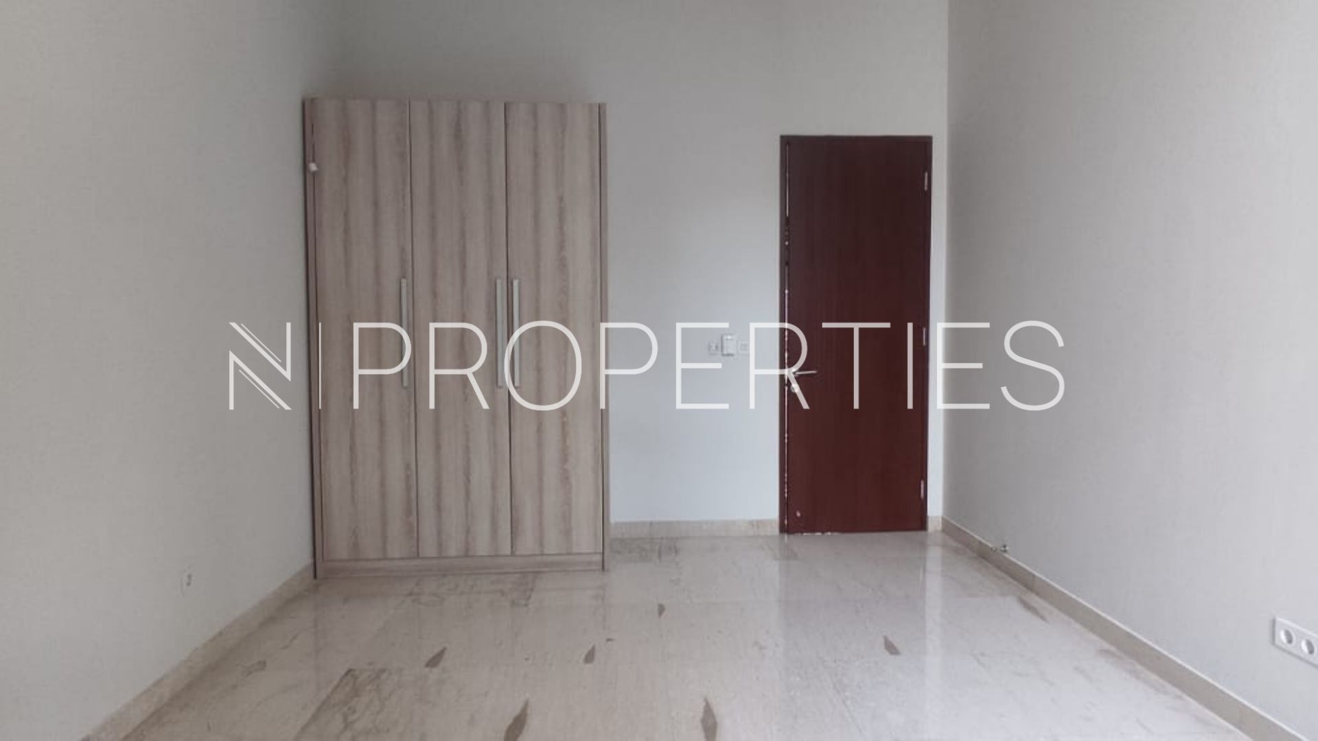 KEMANG SELATAN 1C – NO 2C – Bedroom 1 Vasanda Residence Kemang – Large 5BR House