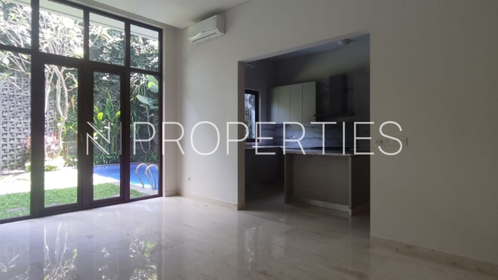 KEMANG SELATAN 1C – NO 2C – DINING AREA Vasanda Residence Kemang – Large 5BR House