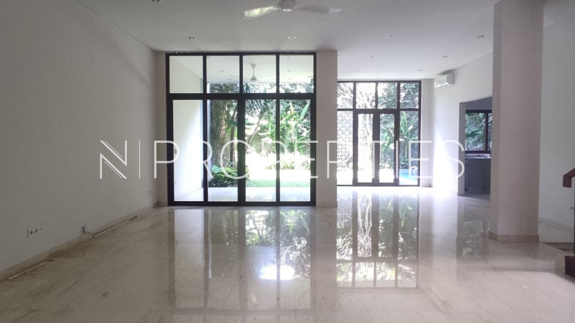 KEMANG SELATAN 1C – NO 2C – LIVING AREA 2 Vasanda Residence Kemang – Large 5BR House