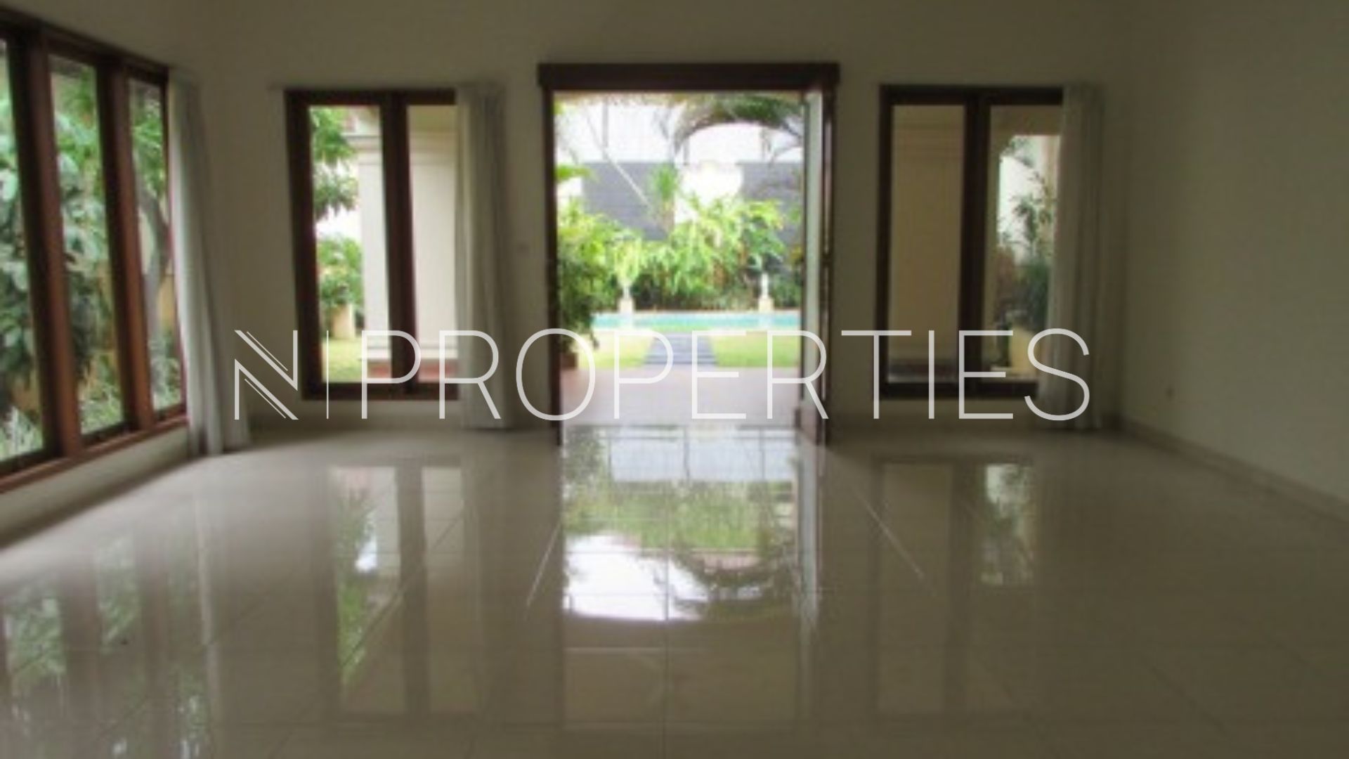 KEMANG TIMUR RAYA NO 50 – Kav A – Living Area Spacious Modern 4BR House at Kemang
