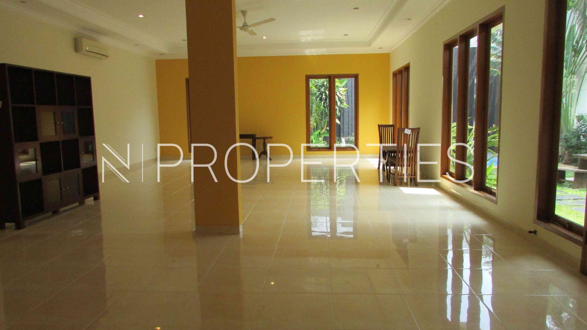Kemang – Big 5BR Family Residence