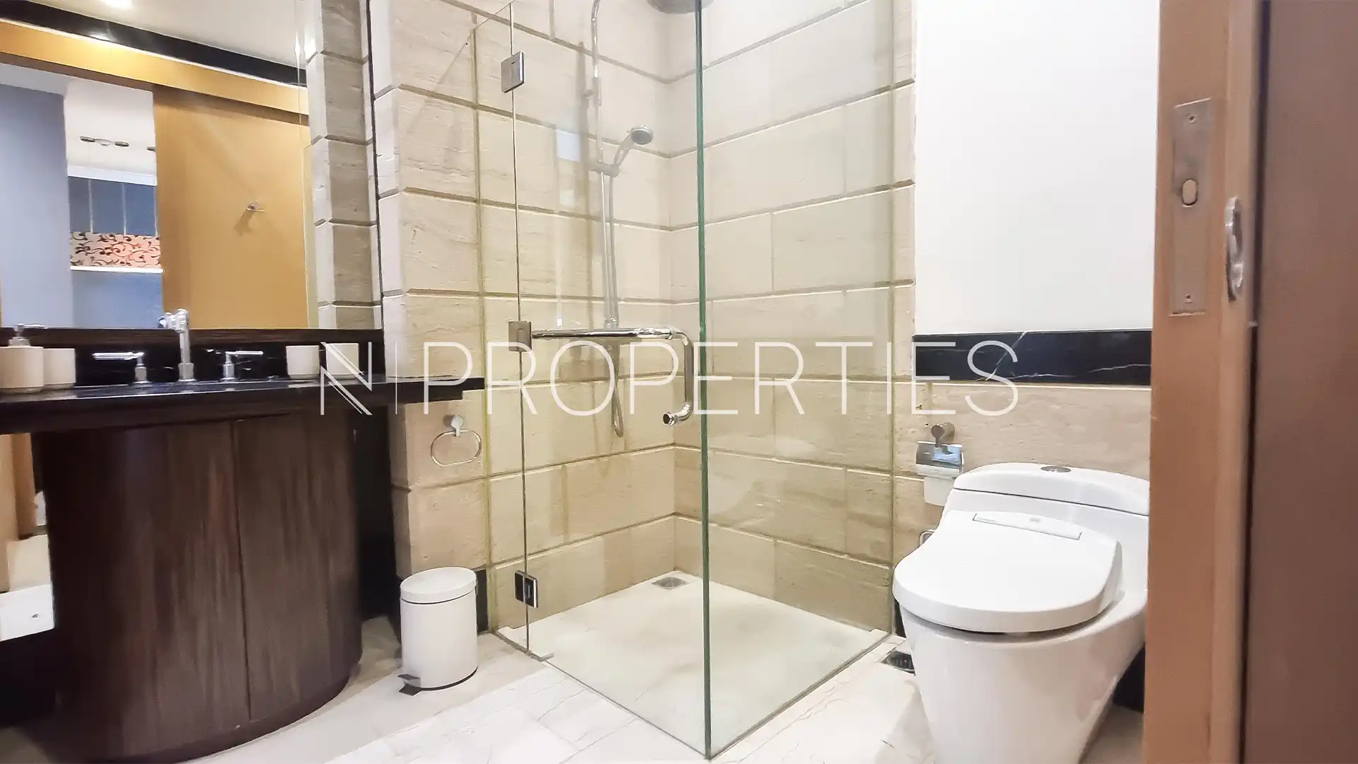 KEMPI-2BR-BATHROOM Kempinski Private Residence – Big 2BR Residence