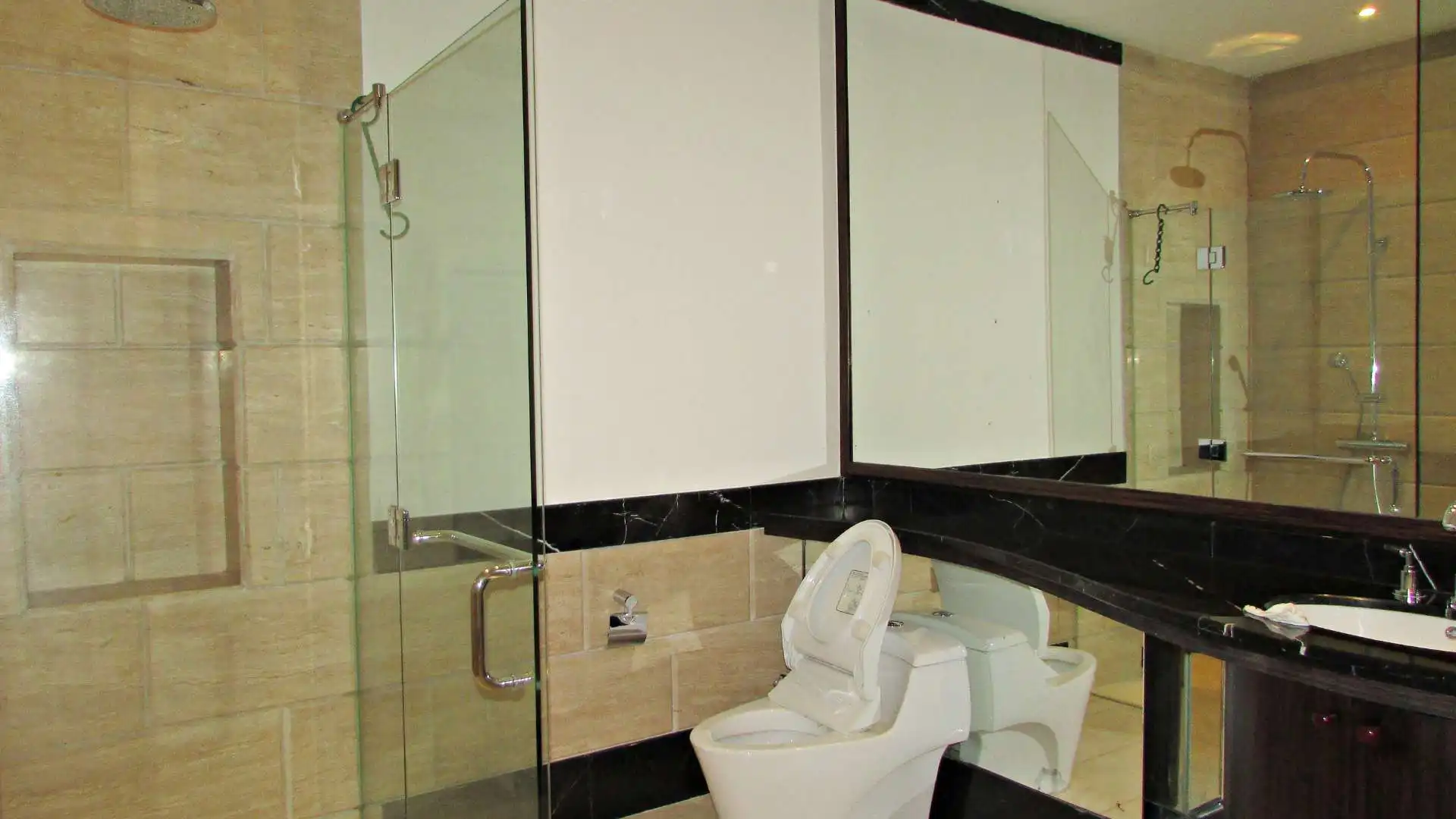 KEMPI-3BR-BATHROOM A Grand 3BR Apartment in Jakarta’s Core CBD – Kempinski Private Residence
