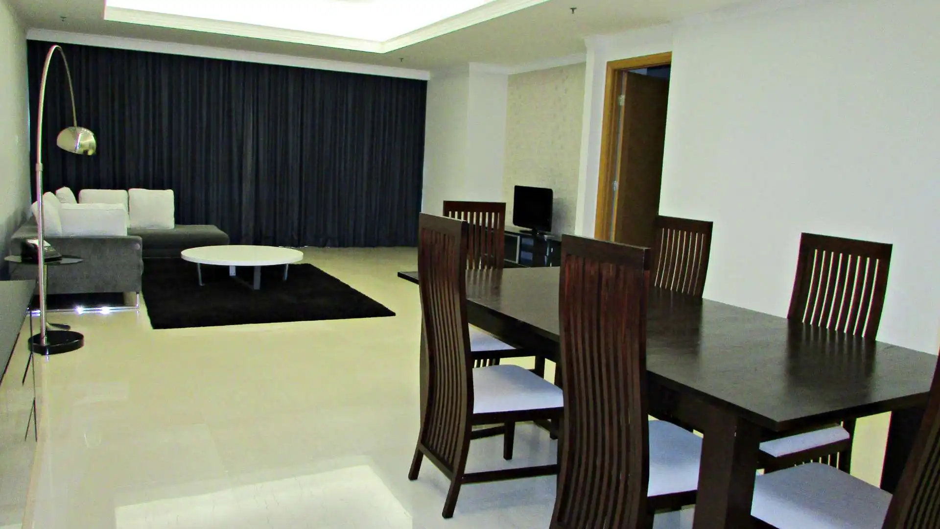 KEMPI-3BR-DINING & LIVING AREA A Grand 3BR Apartment in Jakarta’s Core CBD – Kempinski Private Residence