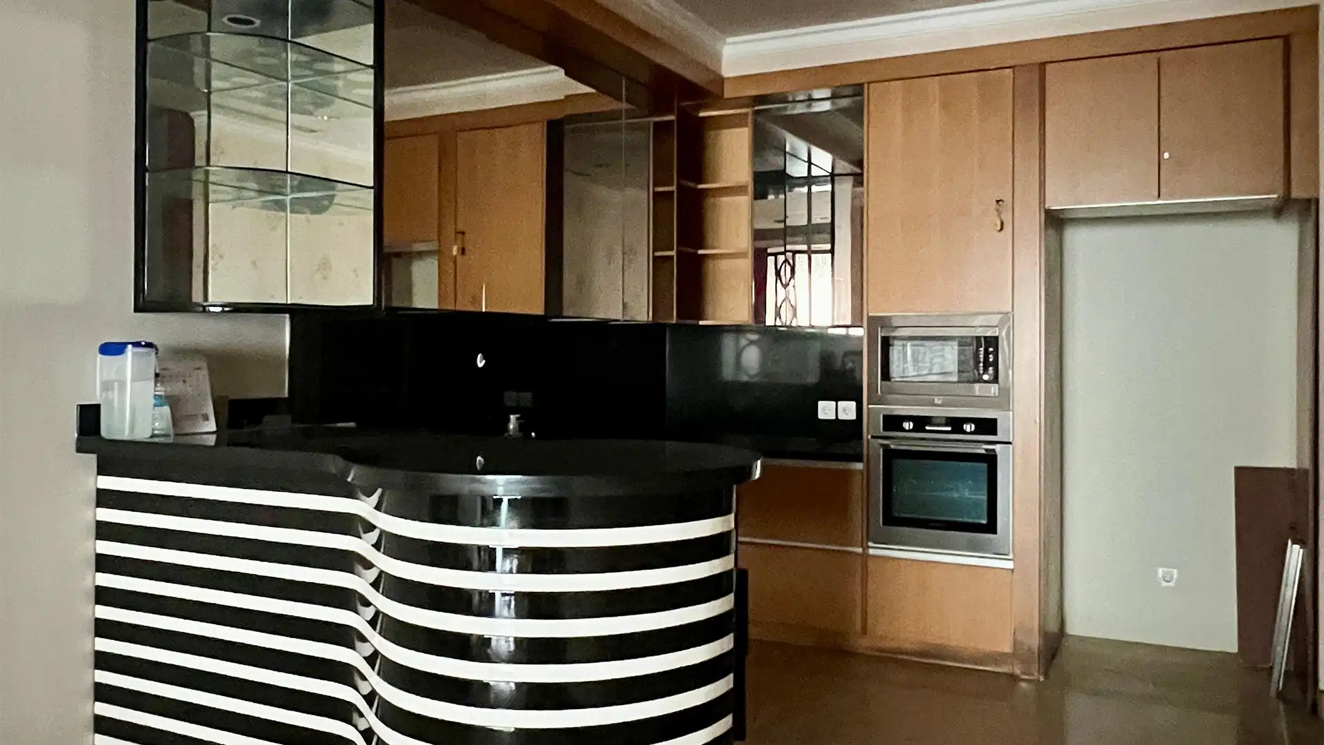 KEMPI-3BR-KITCHEN AREA Kempinski Private Residence – Large 3BR