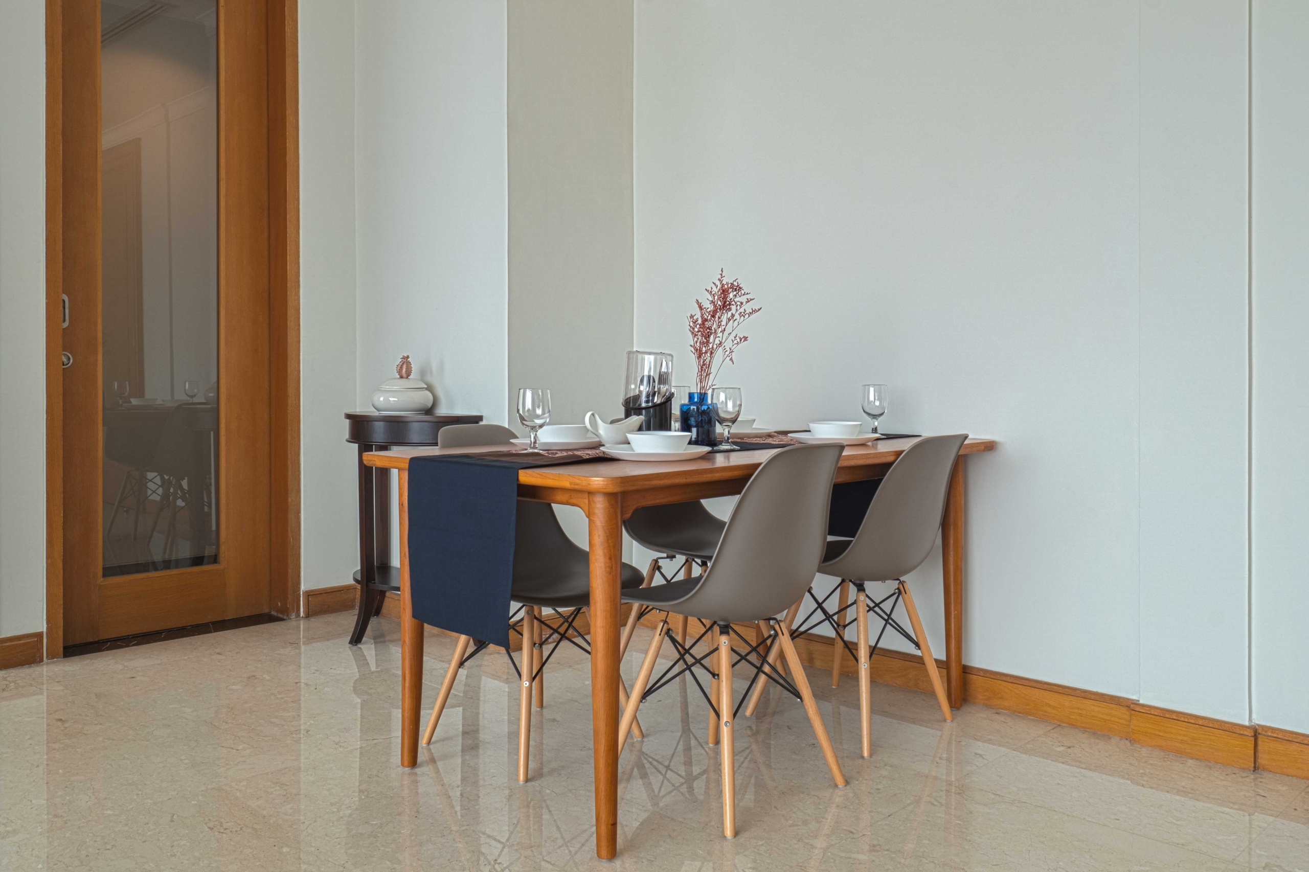 Kempinski Private Residence-2BR-Dining table Luxury Living Kempinski Private Residence 2BR