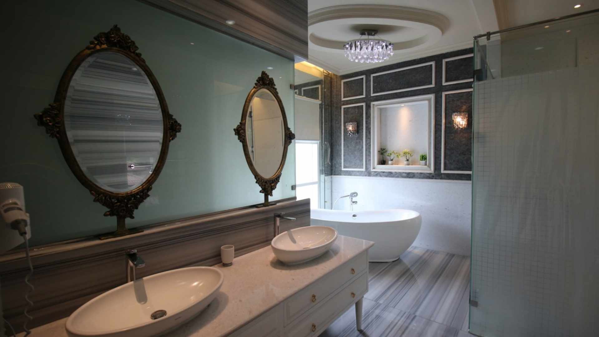 Estate-Scale 5BR Residence at Kuningan
