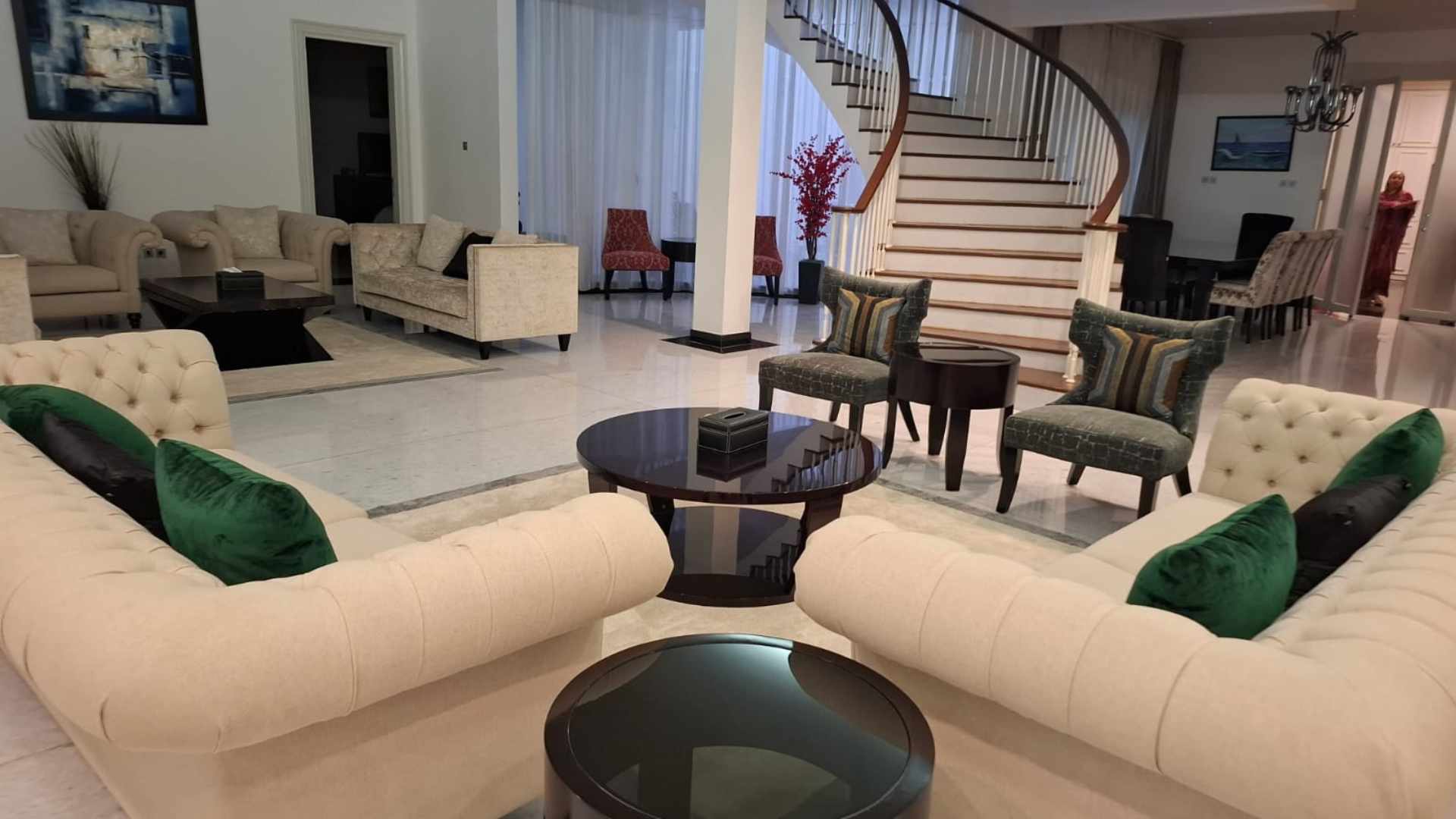 Estate-Scale 5BR Residence at Kuningan