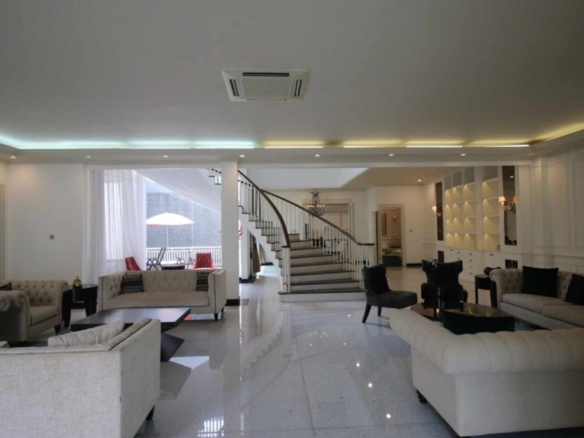 Kuningan-5BR-Open Space