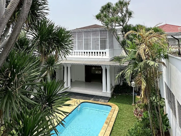 LEMBANG NO.40-5BR-Backyard & Swimming Pool