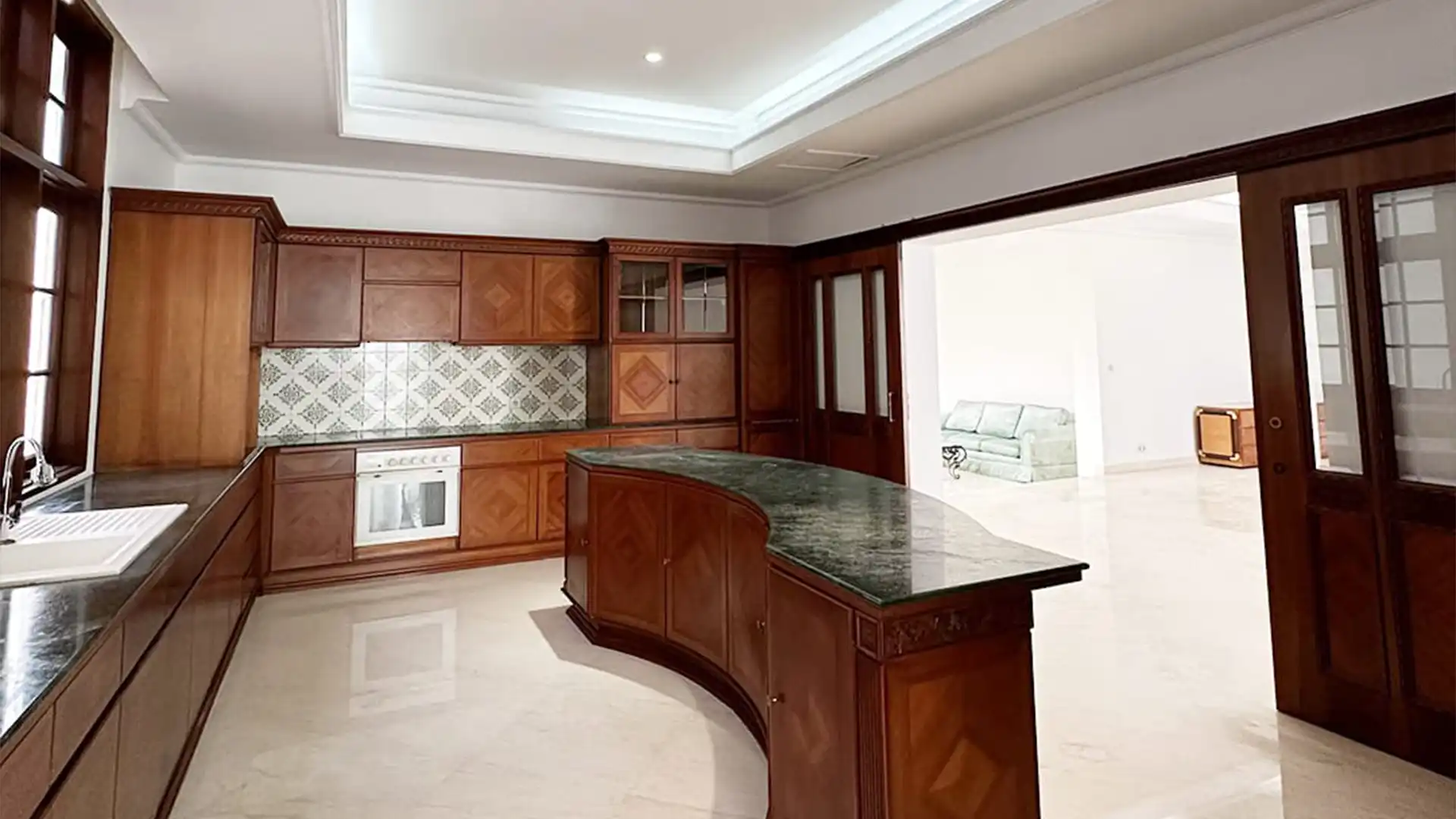 Grand 5BR Estate at Menteng