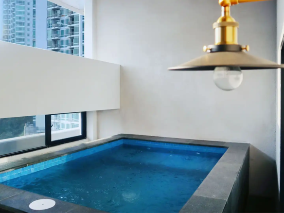 OAKWOOD-1BR-SWIMMING POOL
