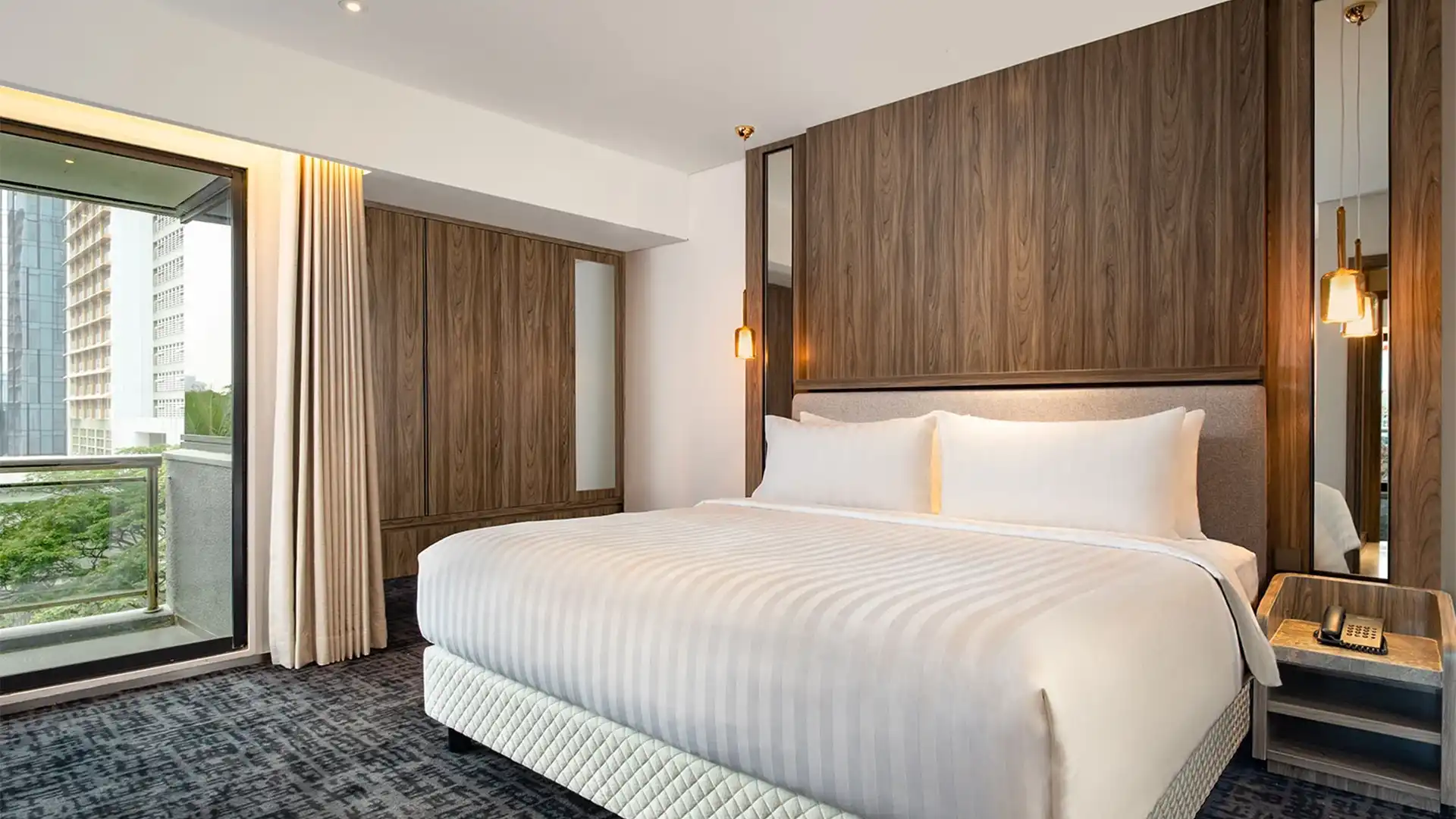 OAKWOOD-3BR-BEDROOM 2 Oakwood Suites Kuningan – Spacious 3BR