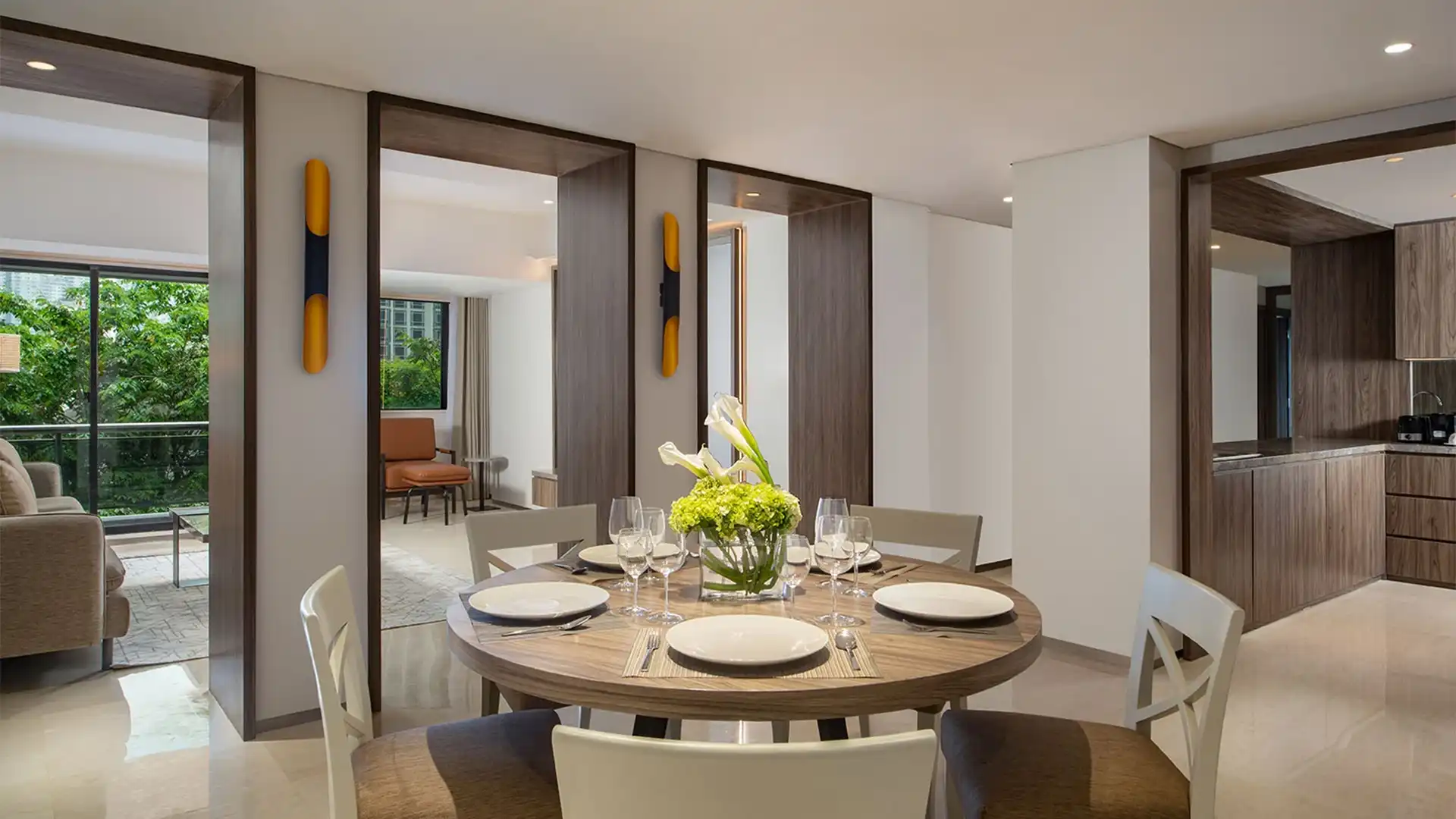 OAKWOOD-3BR-DINING AREA Oakwood Suites Kuningan – Spacious 3BR