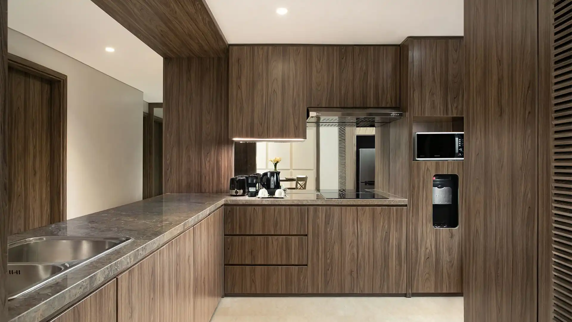 OAKWOOD-3BR-KITCHEN AREA DETAILED Oakwood Suites Kuningan – Spacious 3BR