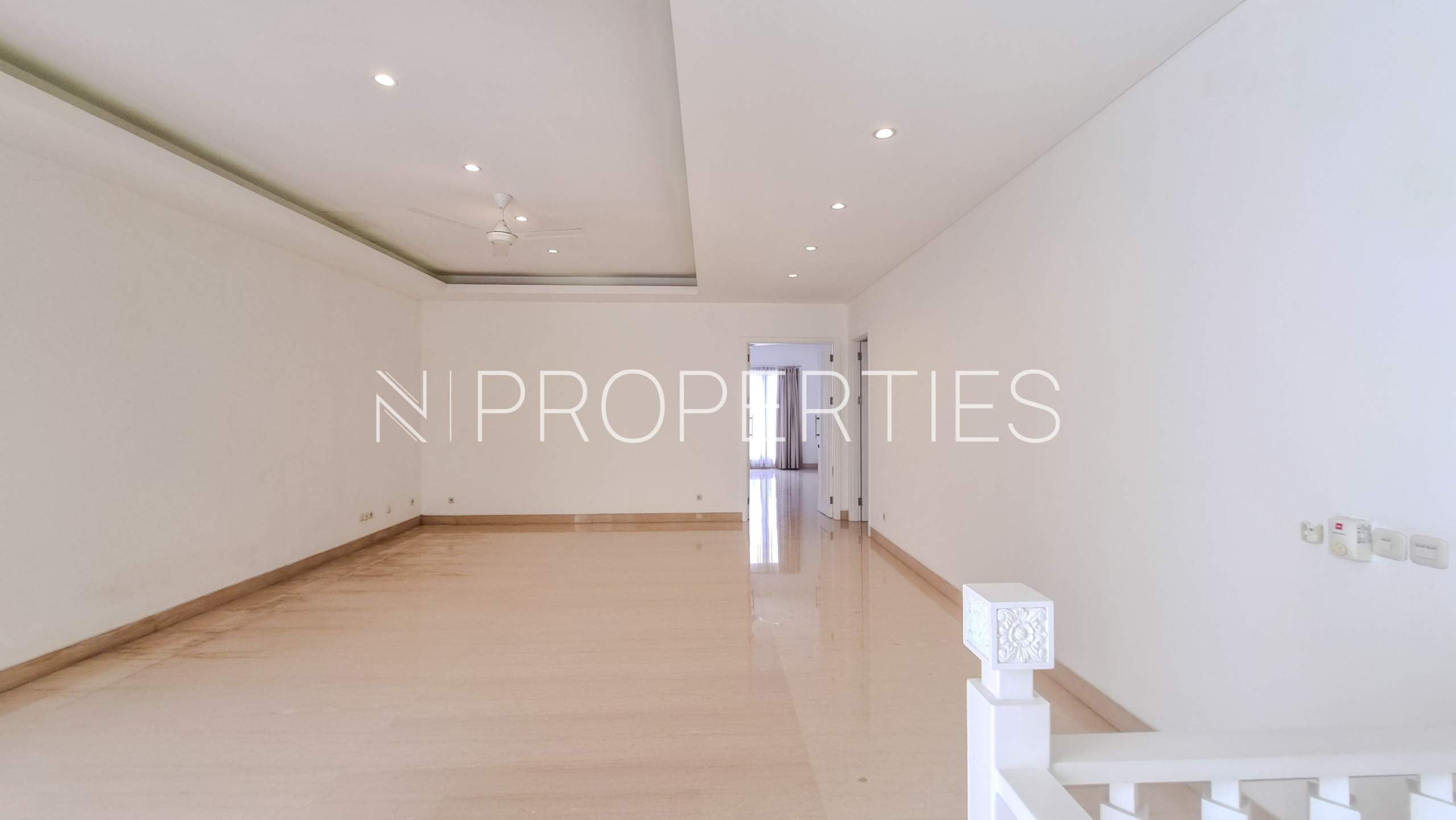 PEJATEN BARAT 2 KAV Y – BEDROOM4 Well-Designed 4BR Home at Pejaten