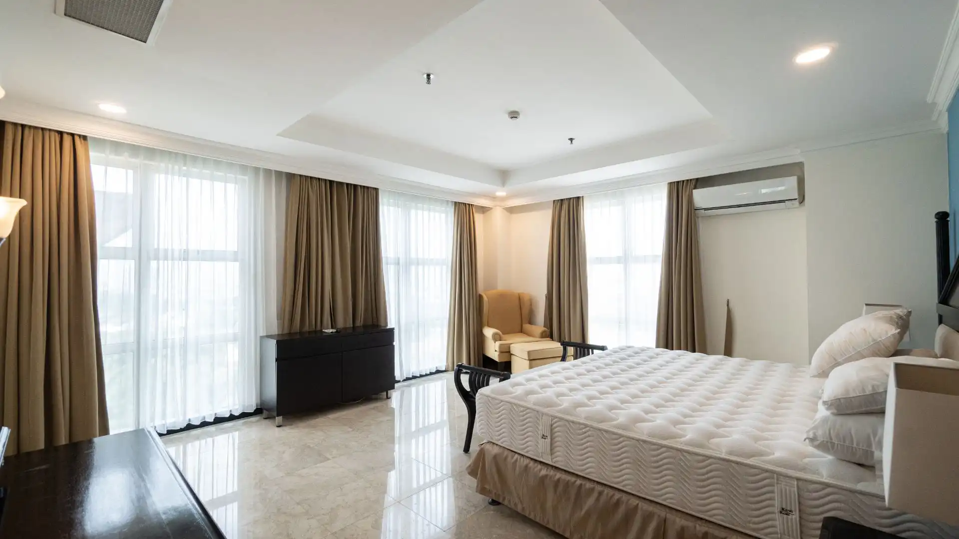 Pondok Indah Golf Apartment – Premium 3BR
