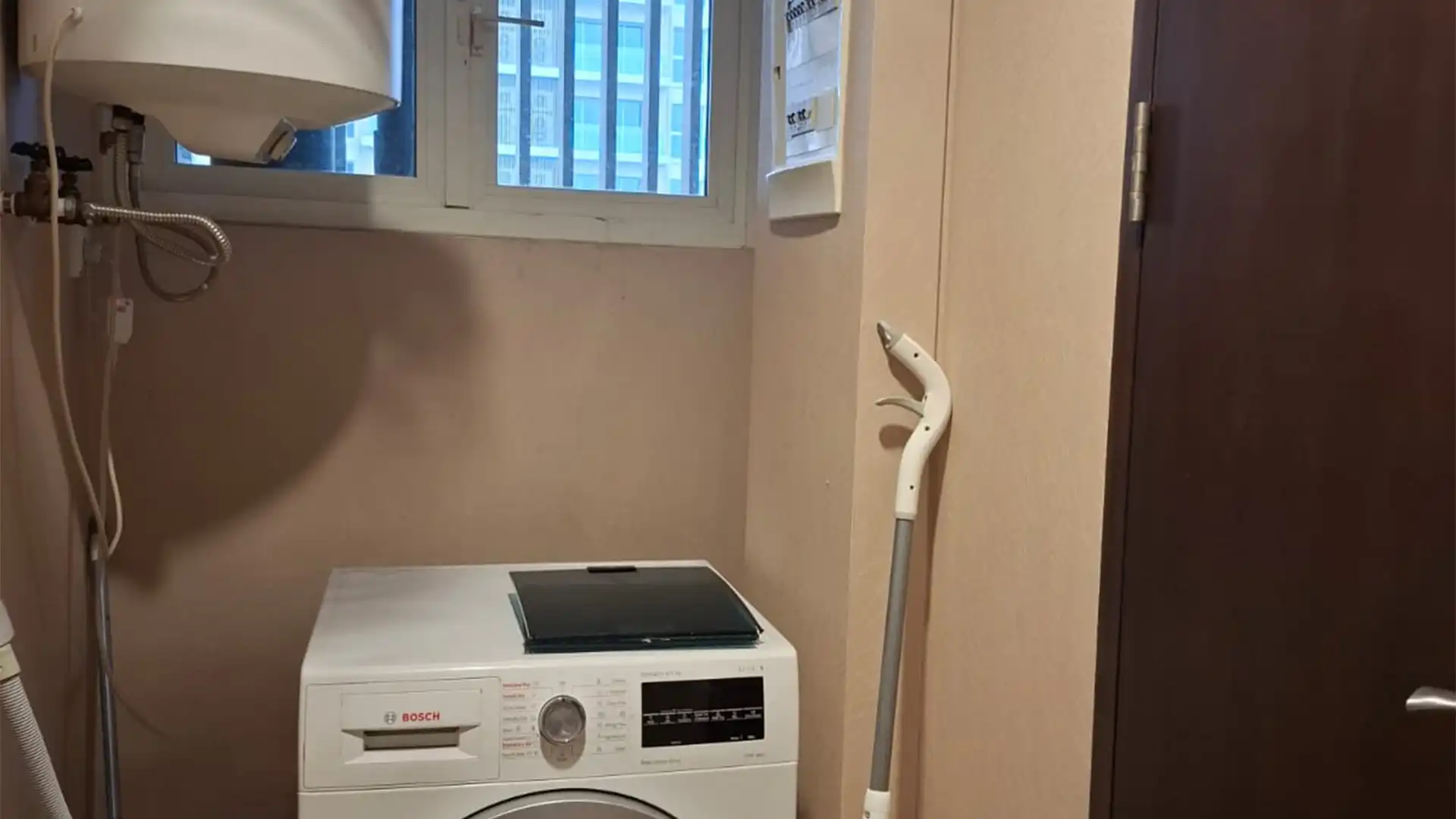 PONDOK INDAH RESIDENCE-2BR-SERVICE AREA Pondok Indah Residence – Well-Balanced 2BR