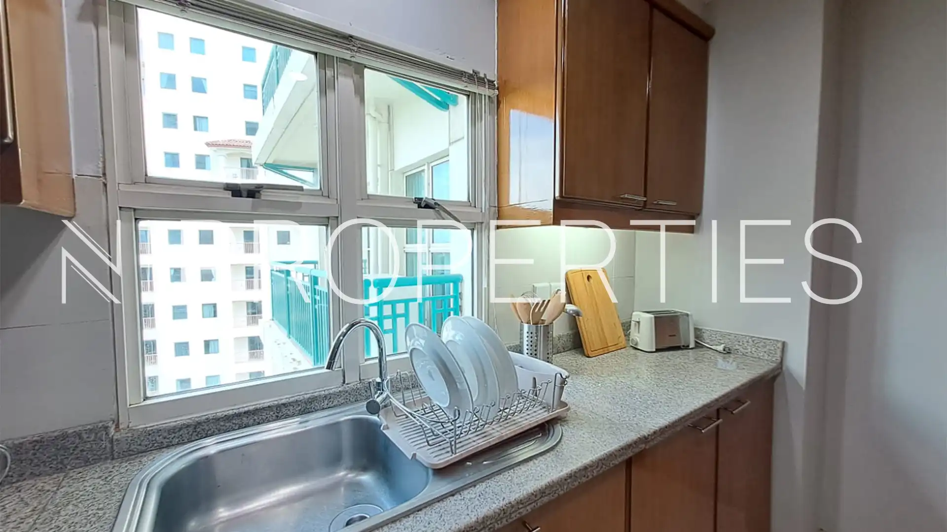 Pondok Indah Golf-3BR-Sink Area Pondok Indah Golf Apartment – Practical 3BR