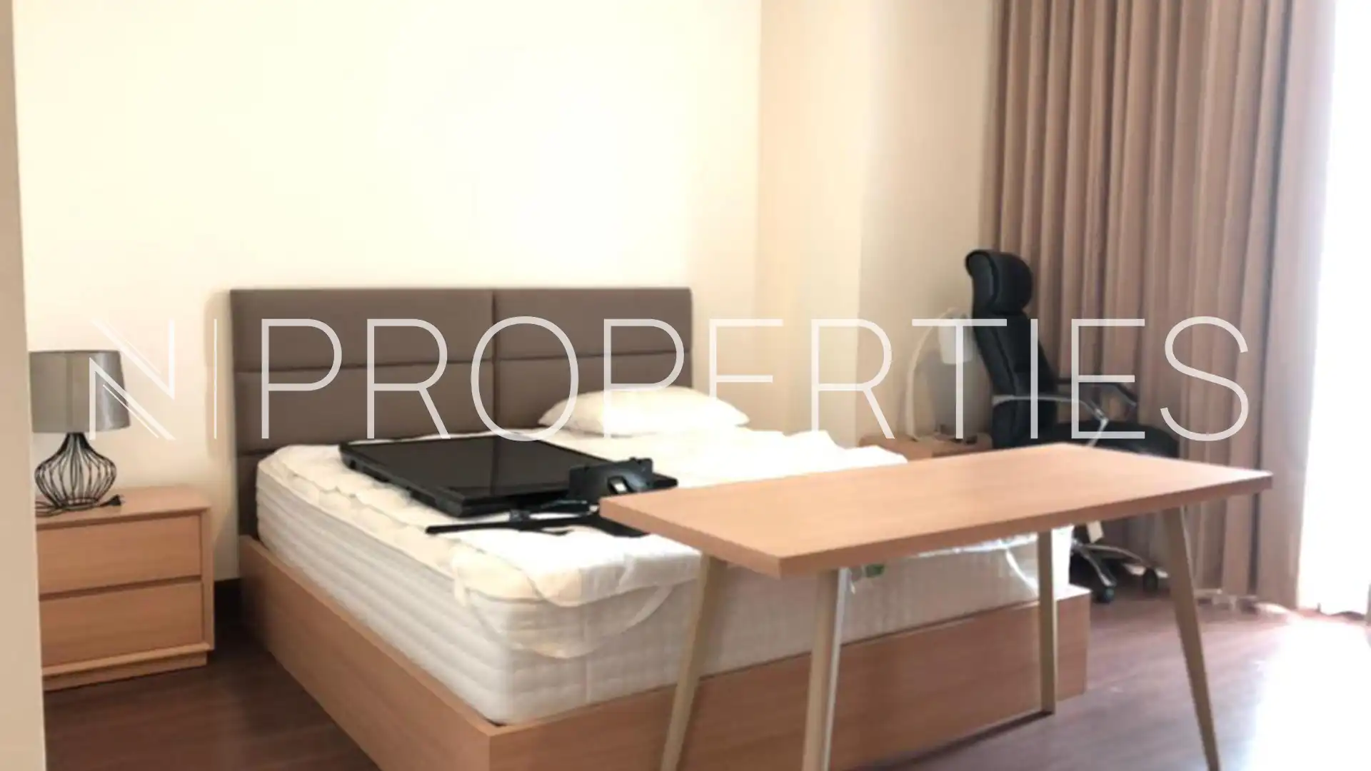 Pondok Indah Golf-4BR-Bedroom 1 Expansive 4BR Residence – Pondok Indah Golf Apartment