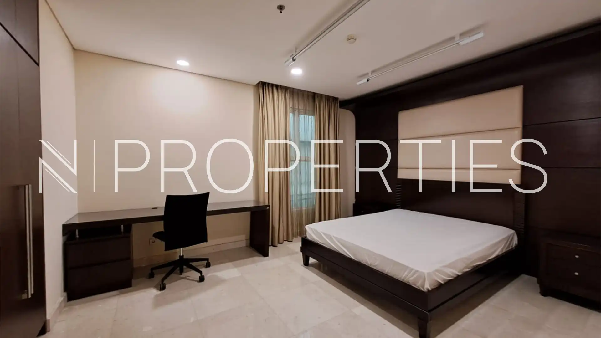 Pondok Indah Golf Apartment – Large 4BR