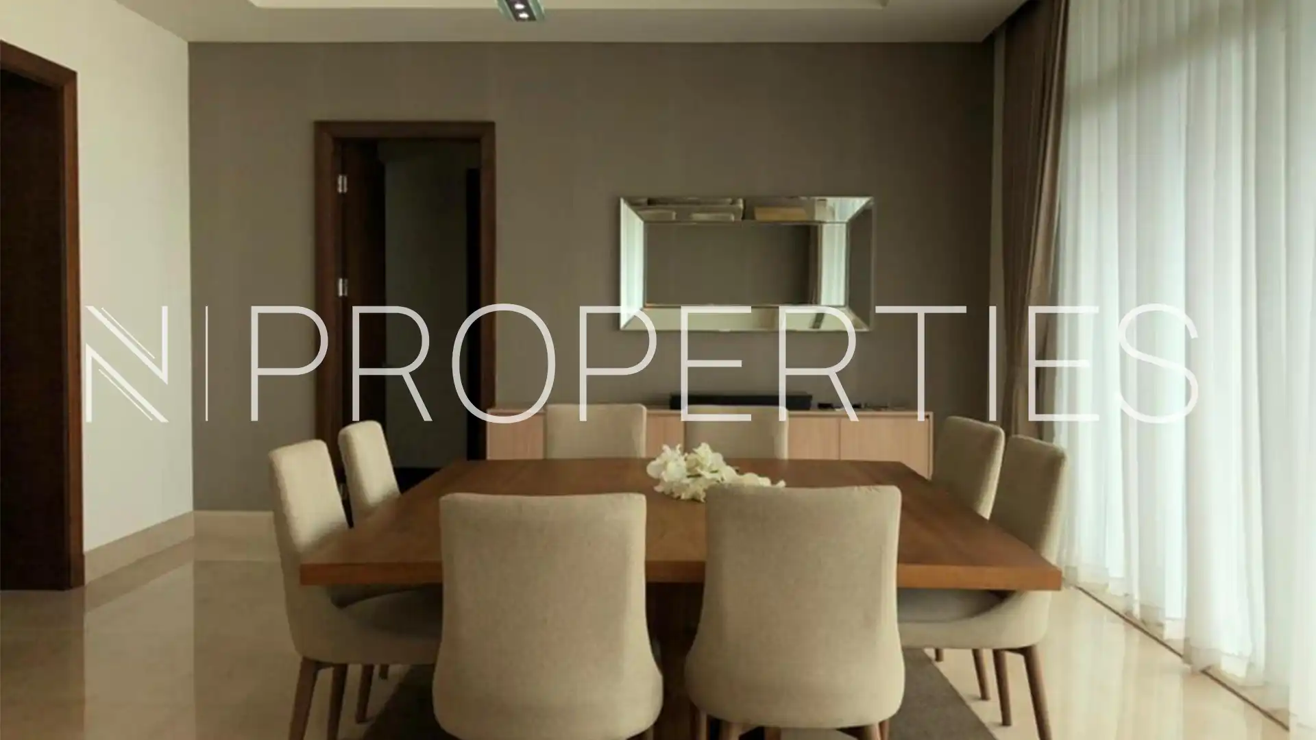 Pondok Indah Golf-4BR-Dining Area Expansive 4BR Residence – Pondok Indah Golf Apartment
