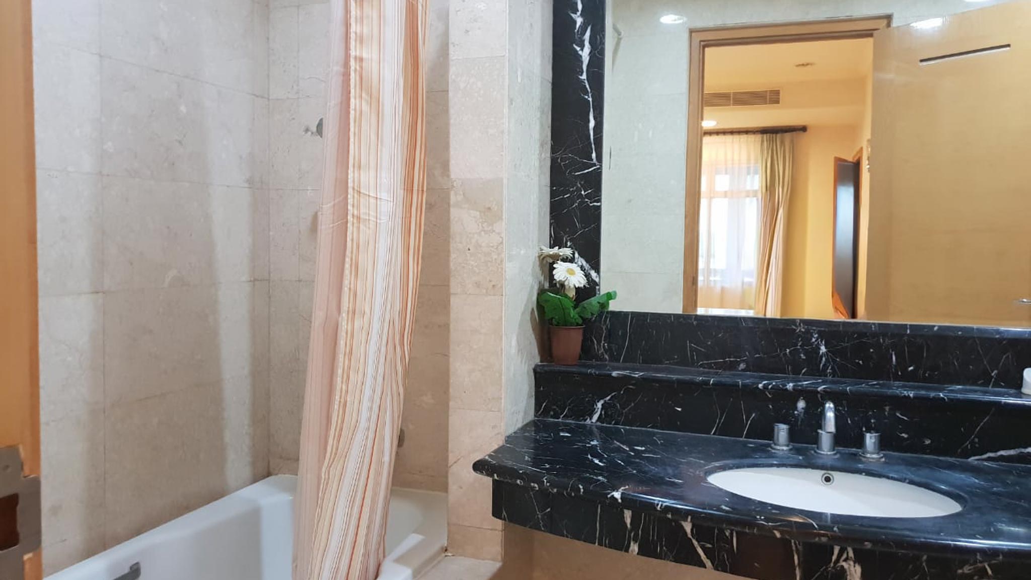 SENAYAN RESIDENCE-1BR-BATHROOM Senayan Residence – Compact 1BR Apartment