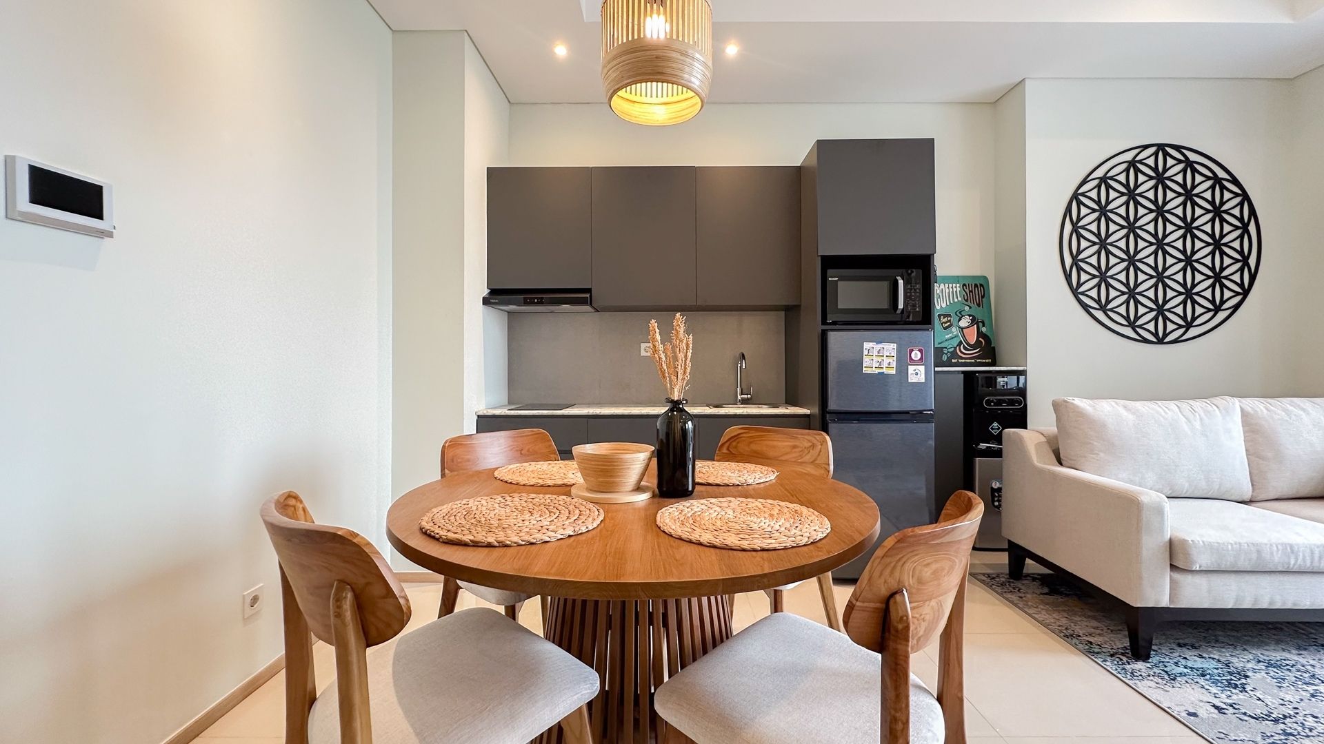 Samara Suites-2BR-Dining table Walkable LRT Access at Samara Suites