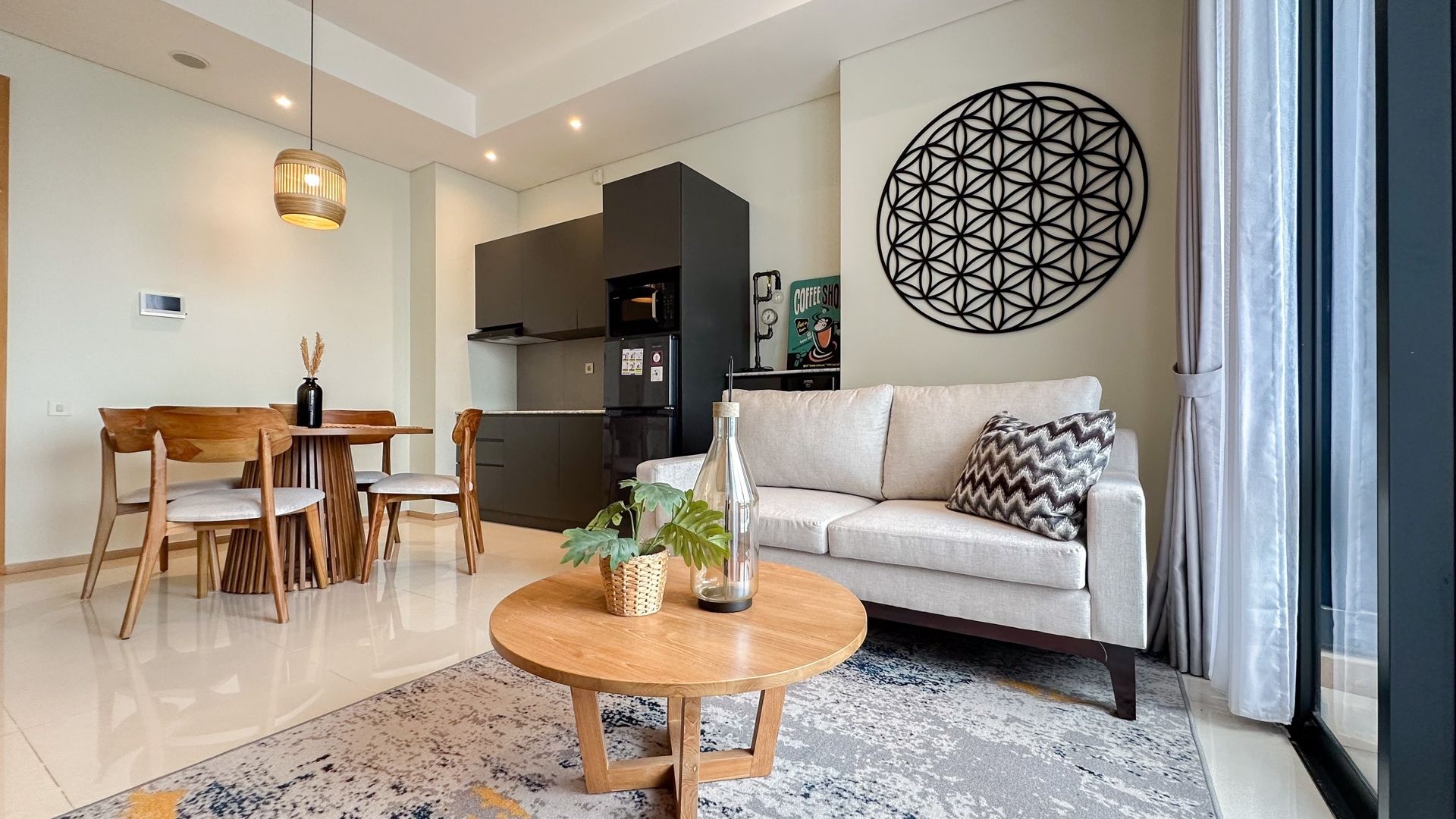 Samara Suites-2BR-Living room Walkable LRT Access at Samara Suites