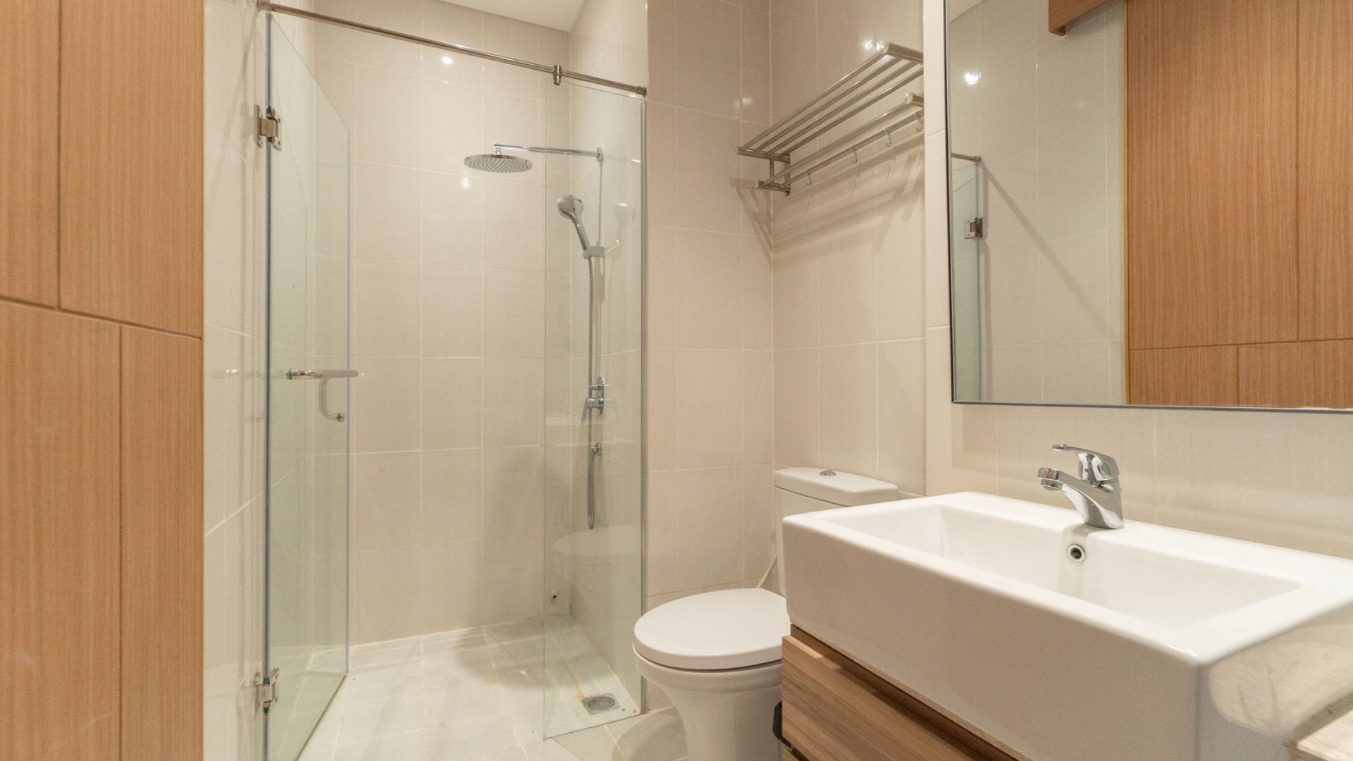 Samara Suites-2BR-Shower Walkable LRT Access at Samara Suites