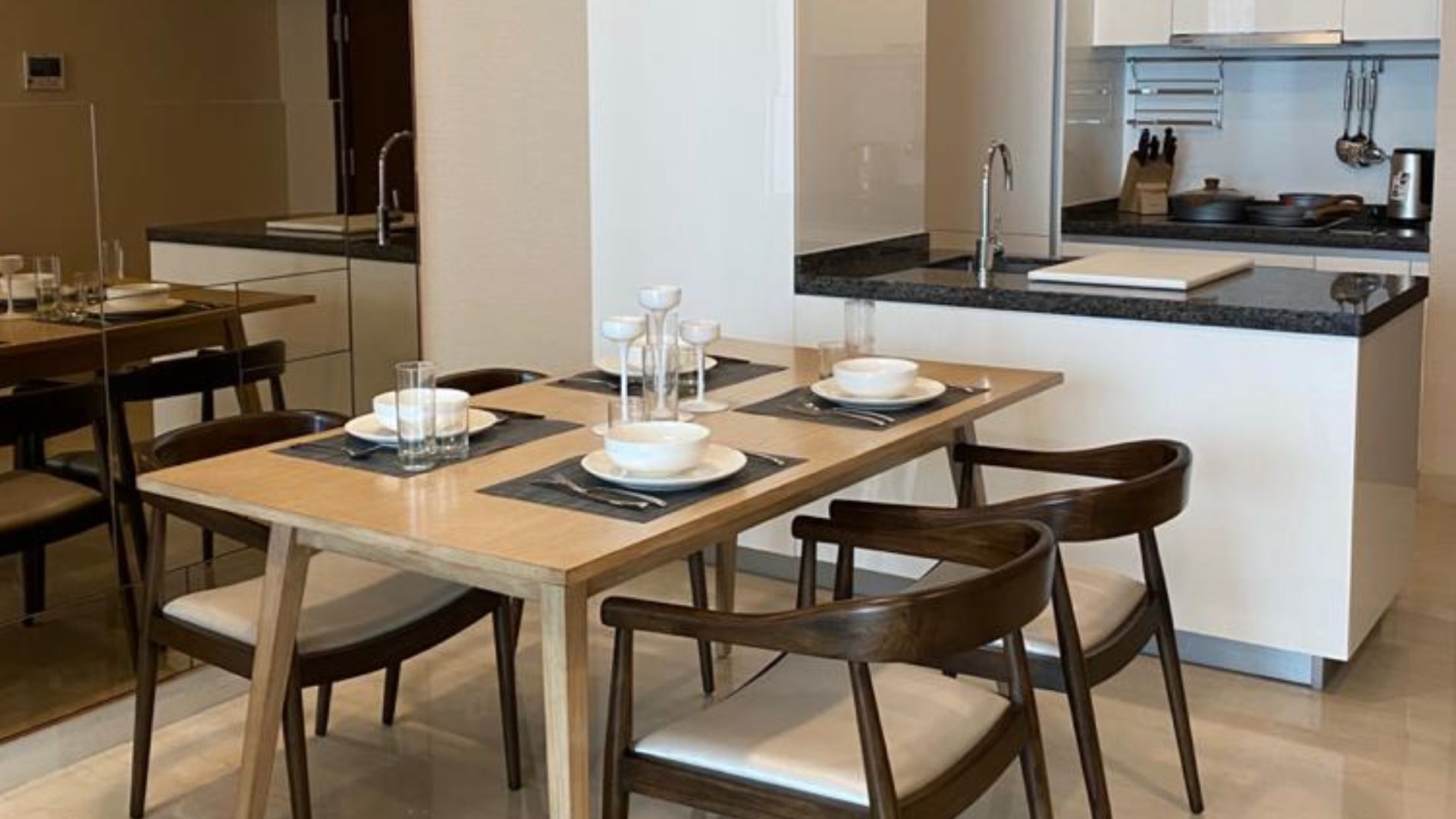 ANANDAMAYA – 2BR – Dining Room Anandamaya Residence – Spacious 2BR Executive