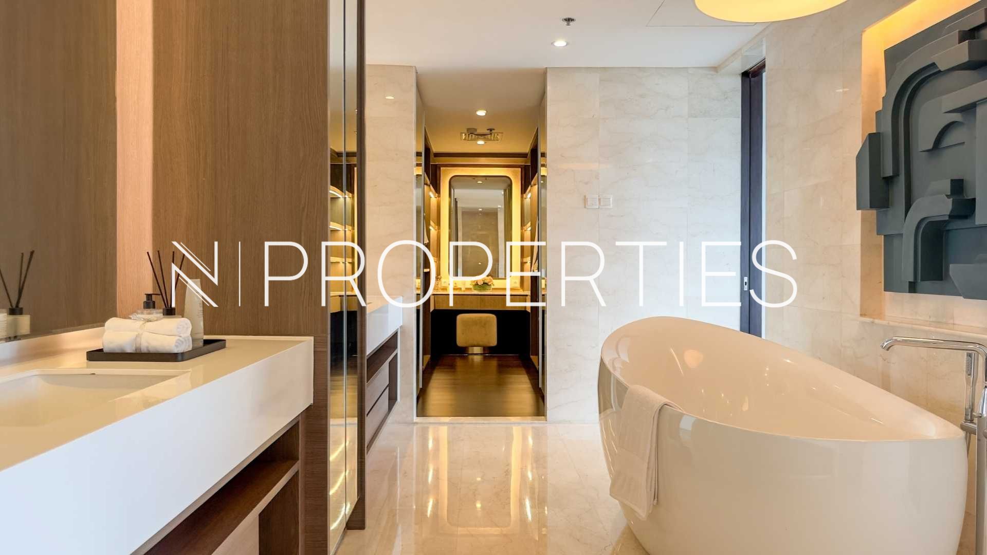 CASADOMAINE 36B – Bathroom Grand 4BR Family Residence in Jakarta’s Prime CBD Area