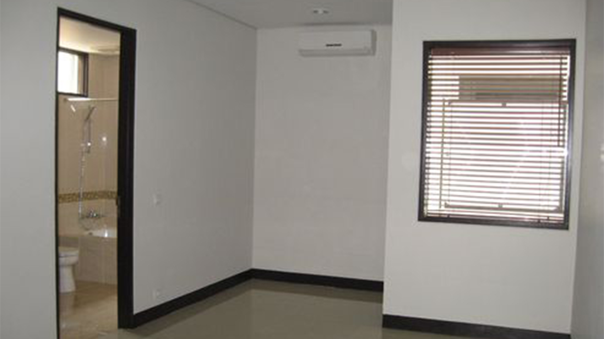 CILANDAK TENGAH 2-4BR-BEDROOM 2 Well-Proportioned 4BR at Cilandak House