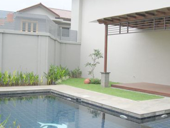 CILANDAK House TENGAH 2-5BR-BACKYARD & SWIMMING POOL 2