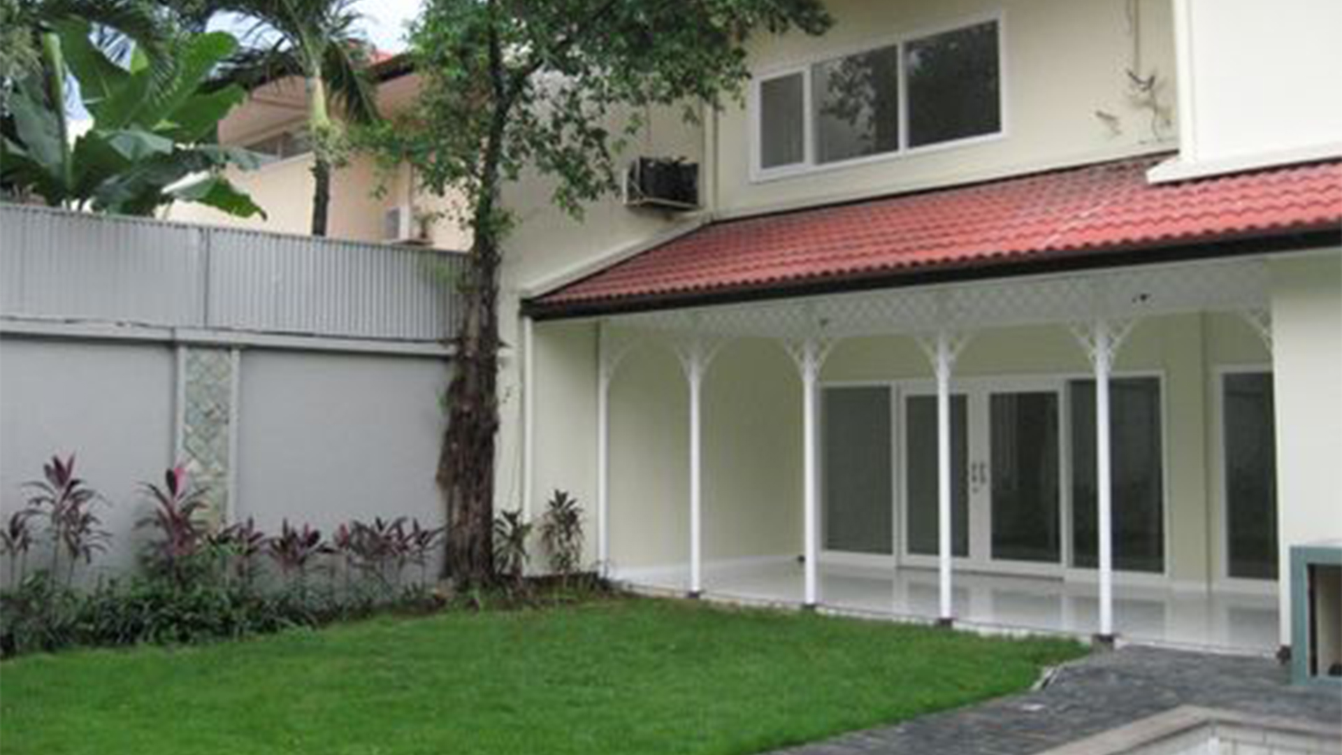 CIPETE-4BR-GARDEN & EXTERIOR Refined 4BR Family Home at Cipete