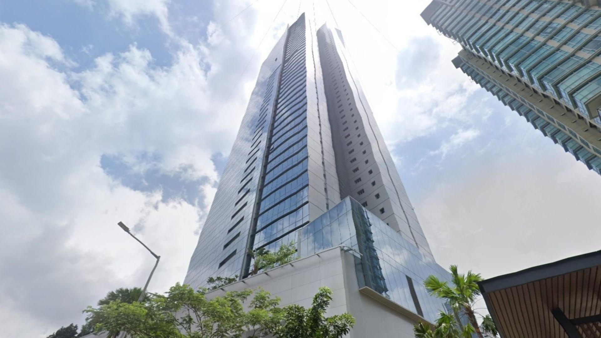 Casa Domaine-Building Casa Comaine 3BR – Spacious Family-Oriented Living in Jakarta’s Prime CBD Corridor