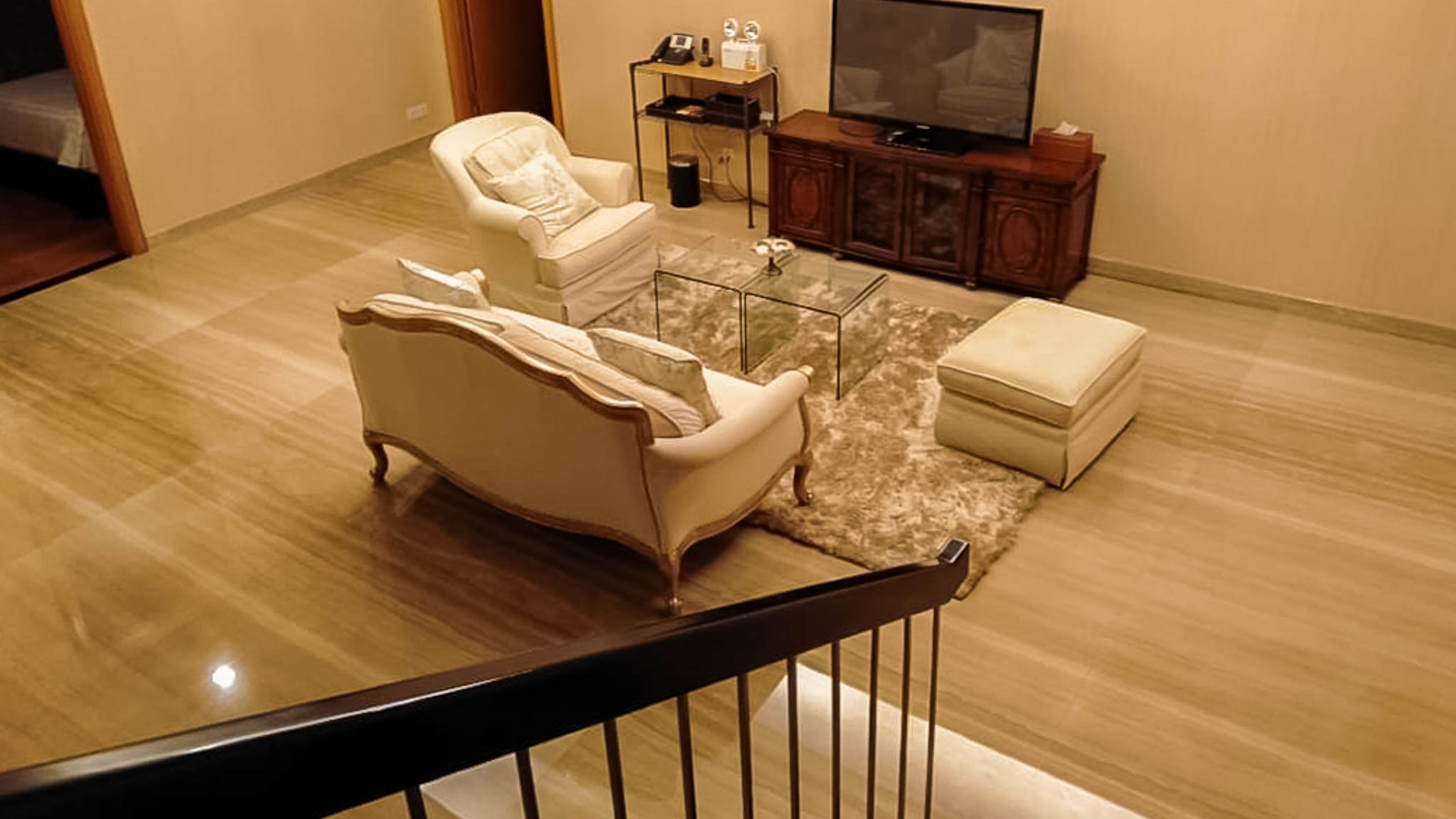 Kempi-57-59F-LIVING ROOM 4 Ultra-Spacious Family Living in the Heart of Jakarta’s CBD – Kempinski Private Residence 4BR