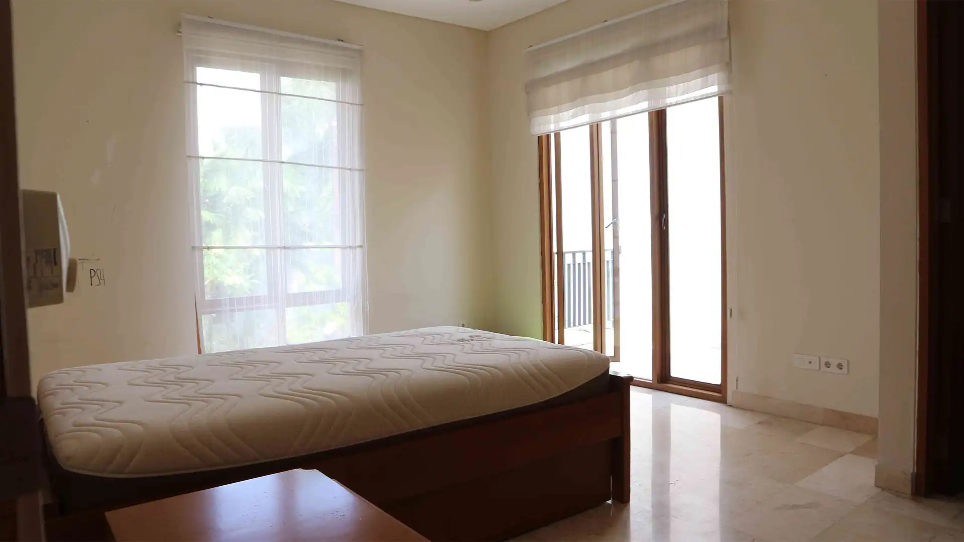 PEJATEN-5BR-BEDROOM Pejaten Home – Well Balanced 5BR