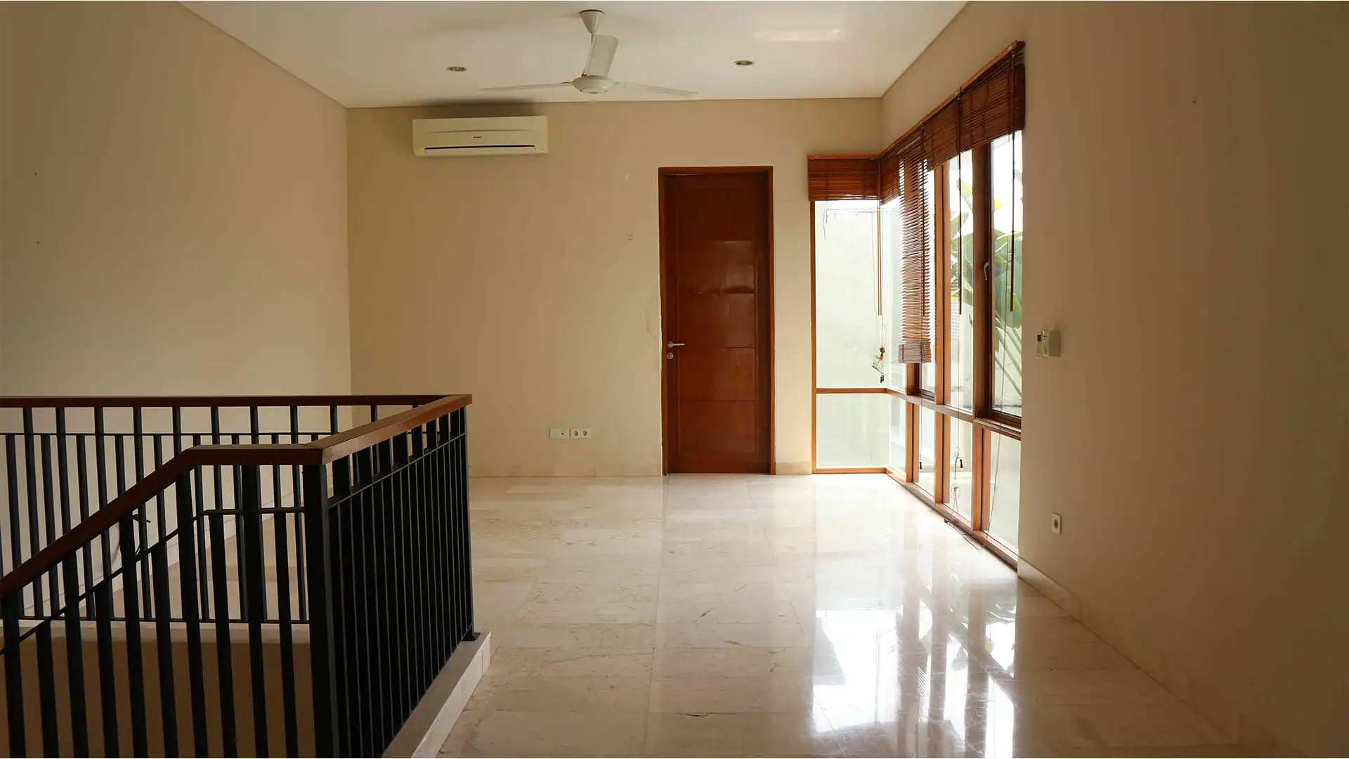 PEJATEN-5BR-FAMILY AREA AT SECOND FLOOR Pejaten Home – Well Balanced 5BR
