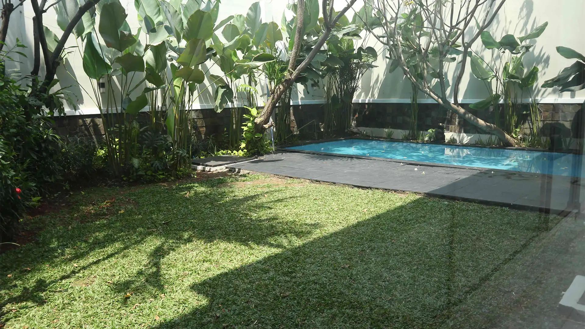 PEJATEN-5BR-VIEW SWIMMING POOL Pejaten House – Premium 5BR Home