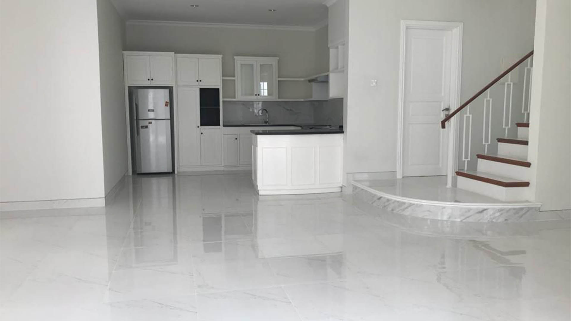 RIMBA BUNTU-3BR-KITCHEN AREA WITH DINING AREA Contemporary 3BR Family Residence at Cipete