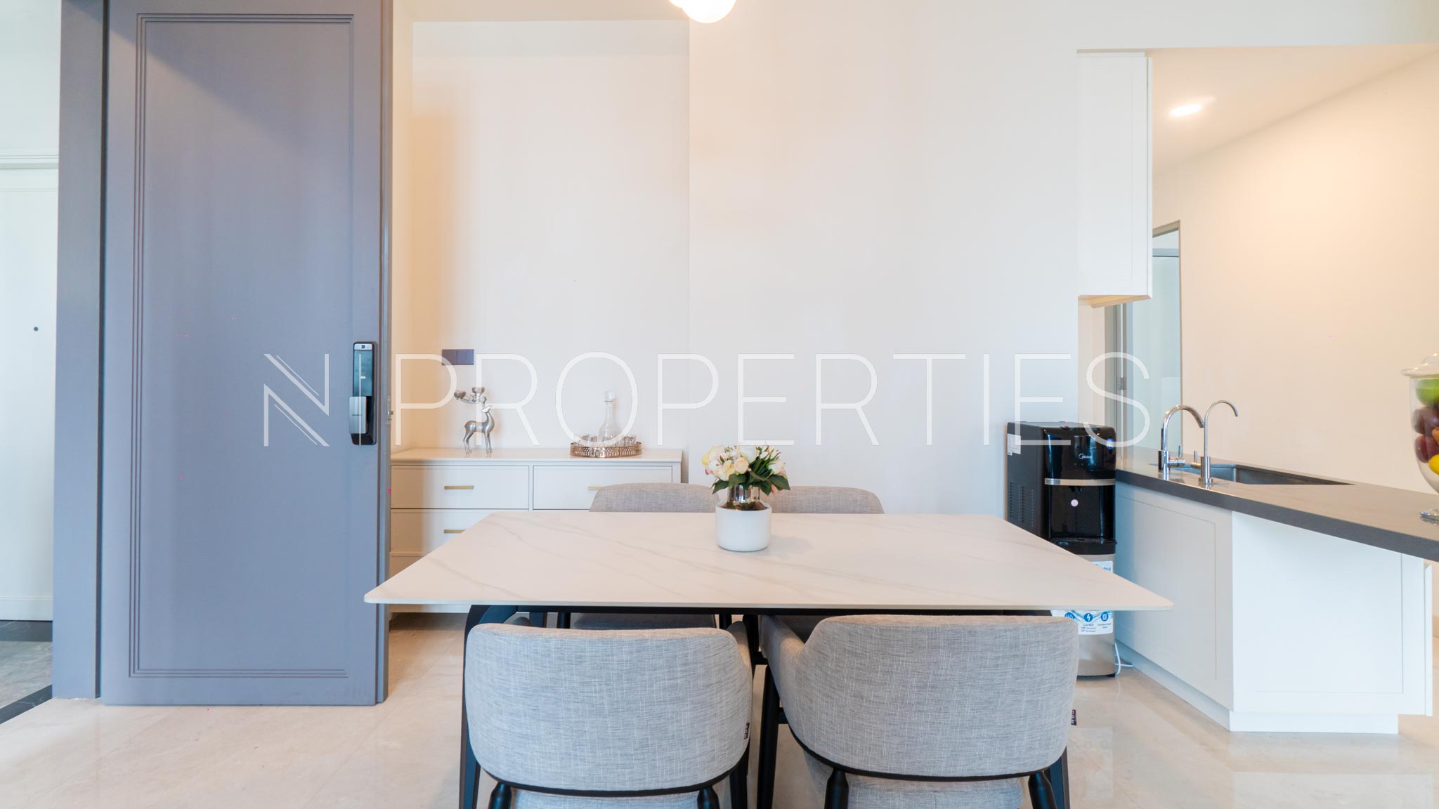 THE STATURE-2BR-DINING AREA Spacious 2BR Residence – The Stature Menteng