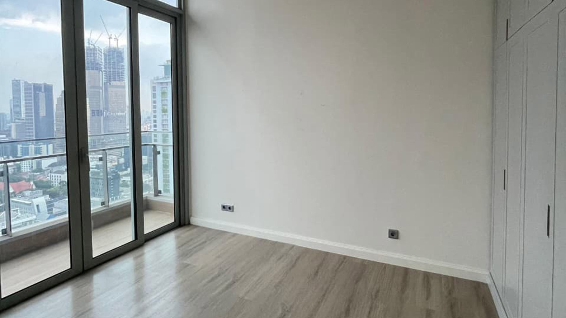 THE STATURE-4BR-BEDROOM 4 Exceptional 4BR Apartment – The Stature Menteng