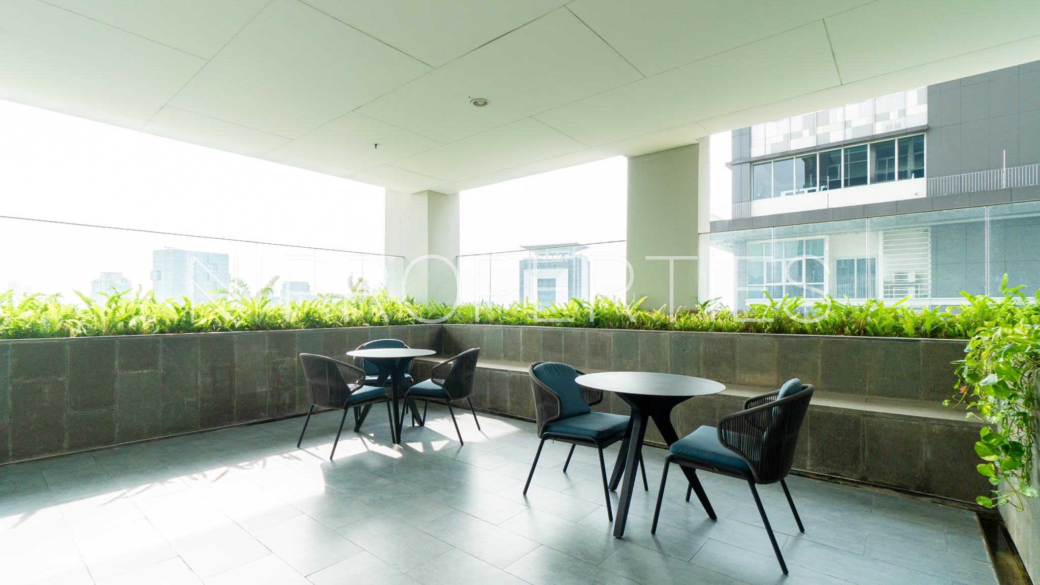 THE STATURE-FACILITY–5 Spacious 2BR Residence – The Stature Menteng